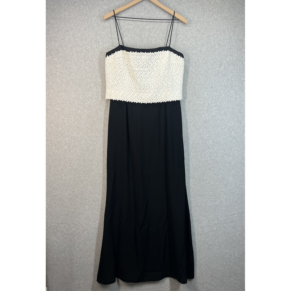 Daymor Couture Gown Womens 10 Black White Lace Embellished Maxi Dress Formal